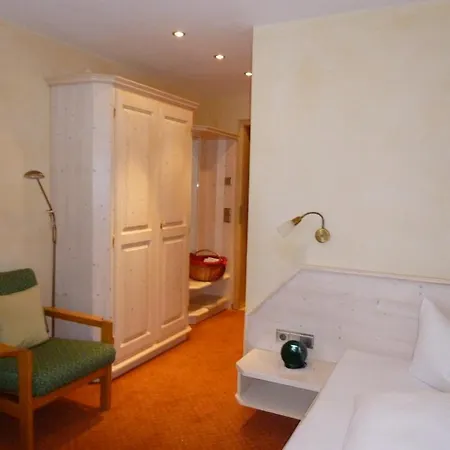 Schwarzwald-resort Roessle 酒店 托特莫斯